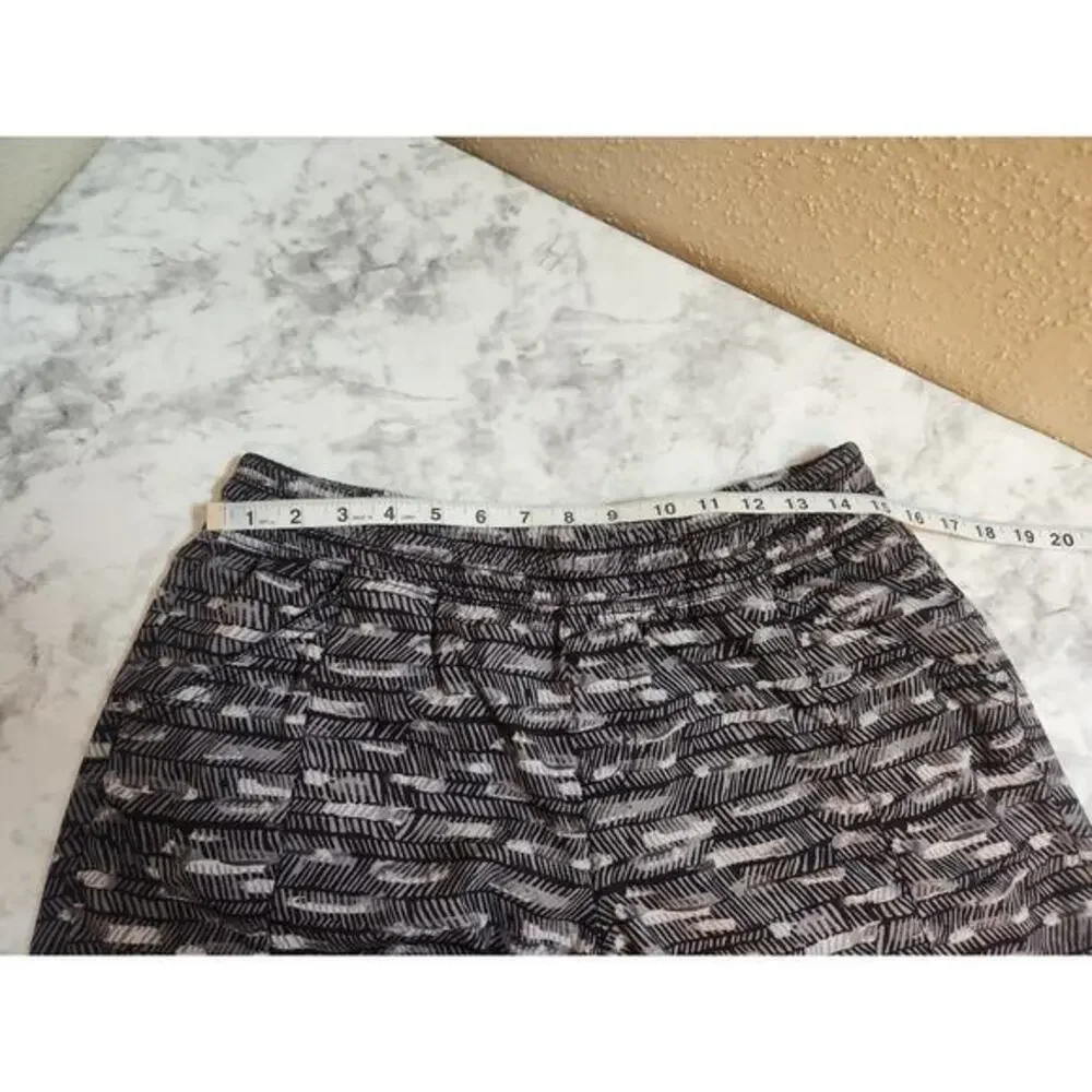 The North Face Women's Black Gray‎ Elastic Waist Running Athletic Shorts Size 12